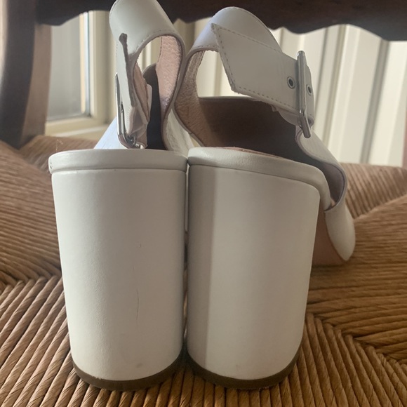 Halogen White Leather Slingback Mules Chunky Heels Peep Toes White  9 Excellent - Picture 4 of 7